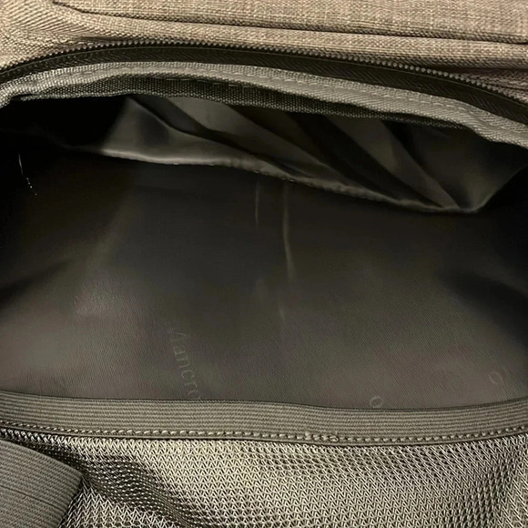 Mancro | Full size Diaper bag for baby Backpack with cooler holds bottles gray - Picture 7 of 9